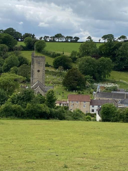 'the Nest' A Beautiful In Devon Axminster